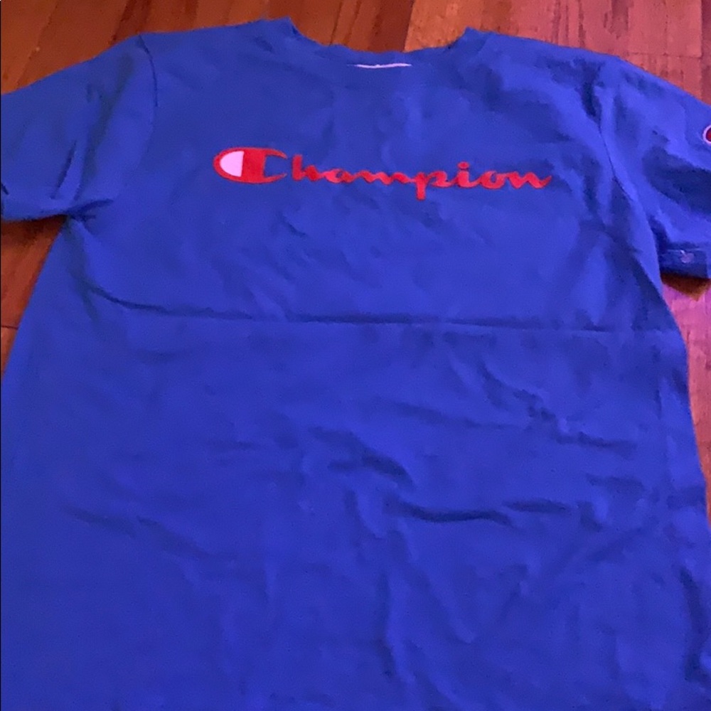 champion tshirt